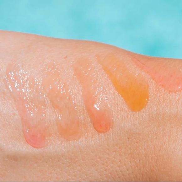 LAURENS SKINCARE Lip Oil I’m Strawberry (Brand New!) 🍓✨ - Picture 4 of 12